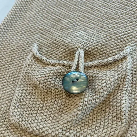 Vintage Tan long sleeve sweater with cute pocket mother of pearl button detail - Picture 7 of 8
